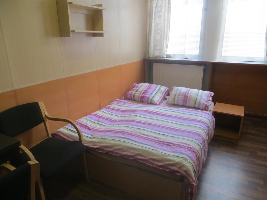 Hostel Monty Říčany Zewnętrze zdjęcie